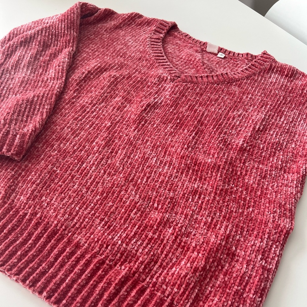 Sweater - Picture 2 of 3